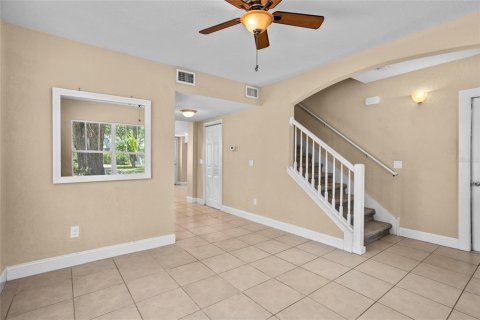 House in Orlando, Florida 3 bedrooms, 163.88 sq.m. № 1877381 - photo 3