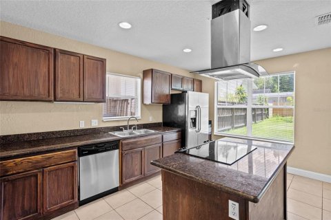 House in Orlando, Florida 3 bedrooms, 163.88 sq.m. № 1877381 - photo 6