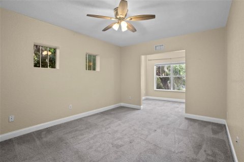 House in Orlando, Florida 3 bedrooms, 163.88 sq.m. № 1877381 - photo 17