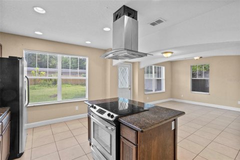 House in Orlando, Florida 3 bedrooms, 163.88 sq.m. № 1877381 - photo 9