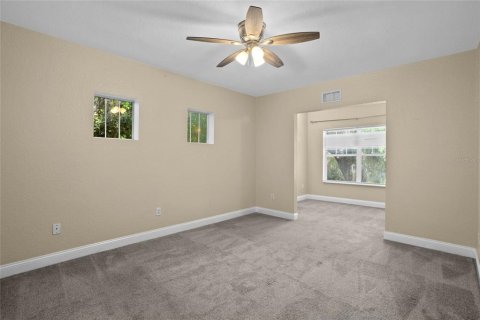 House in Orlando, Florida 3 bedrooms, 163.88 sq.m. № 1877381 - photo 14