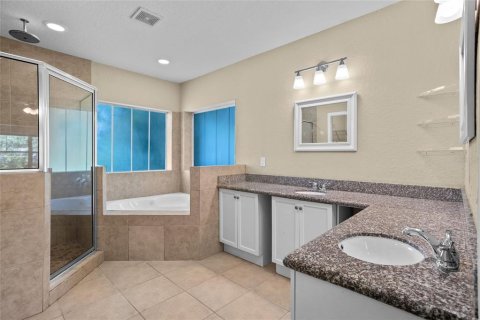 House in Orlando, Florida 3 bedrooms, 163.88 sq.m. № 1877381 - photo 20