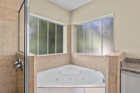 House in Orlando, Florida 3 bedrooms, 163.88 sq.m. № 1877381 - photo 21