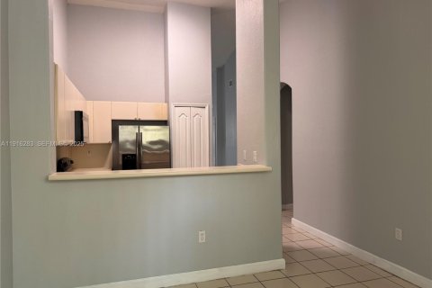 Apartamento en alquiler en Homestead, Florida, 3 dormitorios, 109.81 m2 № 1970841 - foto 5