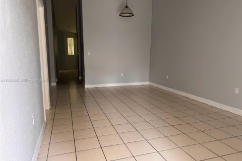 Apartamento en alquiler en Homestead, Florida, 3 dormitorios, 109.81 m2 № 1970841 - foto 6