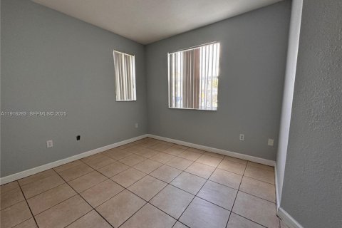 Apartamento en alquiler en Homestead, Florida, 3 dormitorios, 109.81 m2 № 1970841 - foto 9