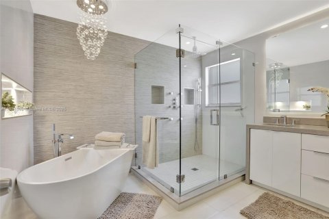 House in Coconut Creek, Florida 4 bedrooms, 201.97 sq.m. № 1794158 - photo 22
