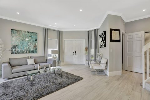 House in Coconut Creek, Florida 4 bedrooms, 201.97 sq.m. № 1794158 - photo 7