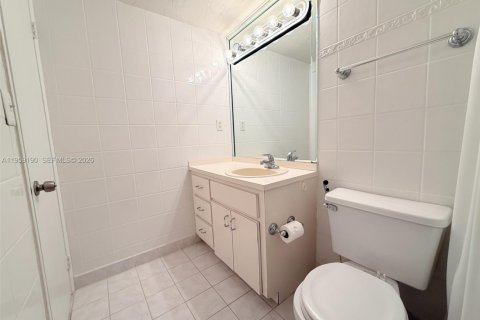 Condominio en venta en Miami Beach, Florida, 2 dormitorios, 126.53 m2 № 2018078 - foto 22