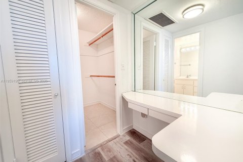 Condominio en venta en Miami Beach, Florida, 2 dormitorios, 126.53 m2 № 2018078 - foto 23