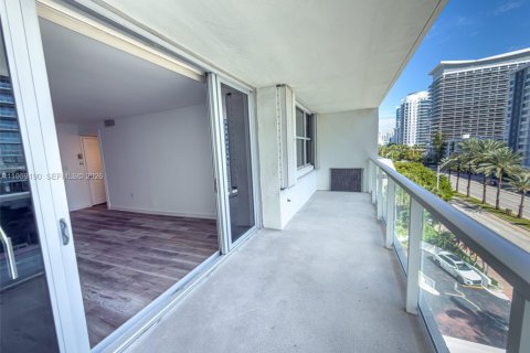 Condominio en venta en Miami Beach, Florida, 2 dormitorios, 126.53 m2 № 2018078 - foto 6