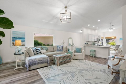 Casa en venta en Spring Hill, Florida, 2 dormitorios, 121.33 m2 № 1878179 - foto 9