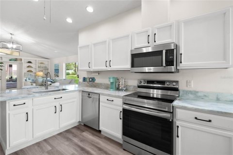 Casa en venta en Spring Hill, Florida, 2 dormitorios, 121.33 m2 № 1878179 - foto 15