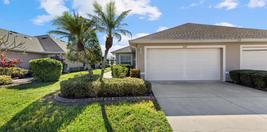 House in North Port, Florida 3 bedrooms, 137.22 sq.m. № 1564736