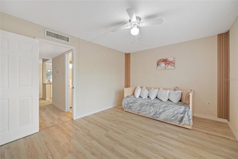 Copropriété à vendre à Saint Petersburg, Floride: 1 chambre, 58.53 m2 № 2098024 - photo 6