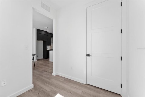 Touwnhouse à vendre à Tampa, Floride: 3 chambres, 195.47 m2 № 2418571 - photo 18