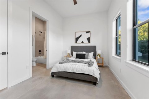 Touwnhouse à vendre à Tampa, Floride: 3 chambres, 195.47 m2 № 2418571 - photo 5