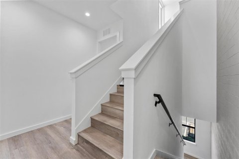 Touwnhouse à vendre à Tampa, Floride: 3 chambres, 195.47 m2 № 2418571 - photo 21