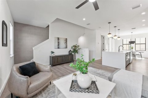 Touwnhouse à vendre à Tampa, Floride: 3 chambres, 195.47 m2 № 2418571 - photo 16