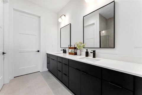 Touwnhouse à vendre à Tampa, Floride: 3 chambres, 195.47 m2 № 2418571 - photo 25