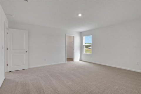 Villa ou maison à vendre à Green Cove Springs, Floride: 4 chambres, 274.62 m2 № 2389400 - photo 4