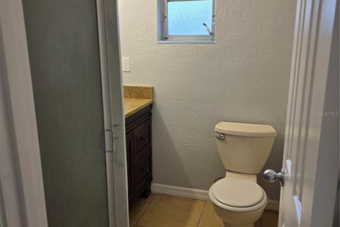 House in Maitland, Florida 4 bedrooms, 180.14 sq.m. № 2211156 - photo 5