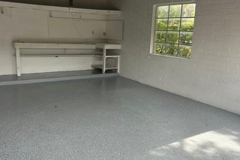 House in Maitland, Florida 4 bedrooms, 180.14 sq.m. № 2211156 - photo 12