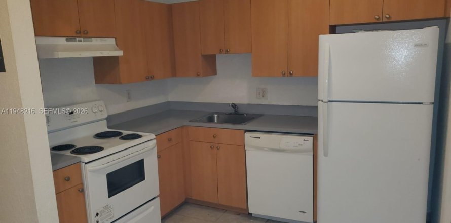 Condo in Plantation, Florida, 2 bedrooms  № 2004313