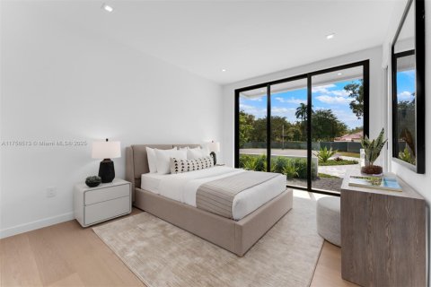 House in Pinecrest, Florida 5 bedrooms, 433.85 sq.m. № 1503288 - photo 28