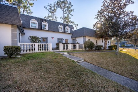 Condo in Ocala, Florida, 3 bedrooms  № 2108630 - photo 2