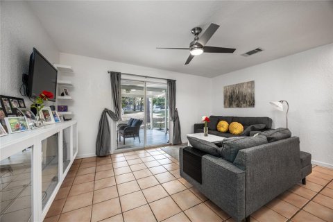 Condo in Ocala, Florida, 3 bedrooms  № 2108630 - photo 4