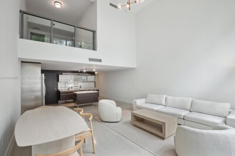 Снять в аренду кондоминиум в Майами-Бич, Флорида 2 спальни, 157.93м2, № 2001054 - фото 3