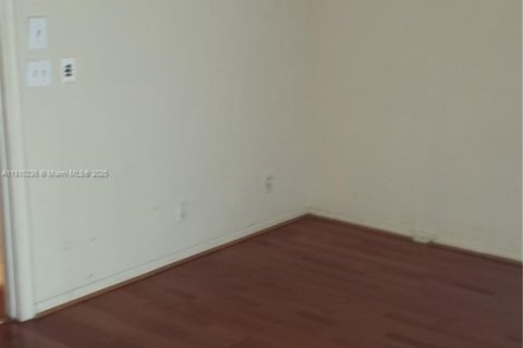 Condo in Pembroke Pines, Florida, 1 bedroom  № 1755756 - photo 12