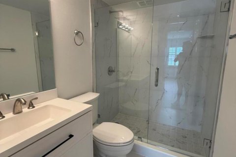 Apartment in North Palm Beach, Florida 2 bedrooms, 112.41 sq.m. № 2083553 - photo 11