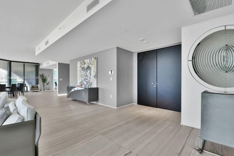 Condo in Miami, Florida, 4 bedrooms  № 1978062 - photo 5