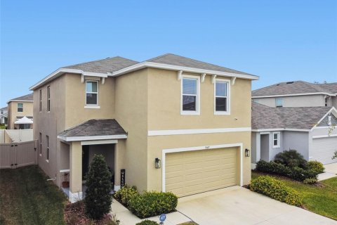 Villa ou maison à Wesley Chapel, Floride 4 chambres, 210.05 m2 № 2355621