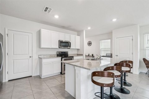 Villa ou maison à vendre à Wesley Chapel, Floride: 4 chambres, 210.05 m2 № 2355621 - photo 6