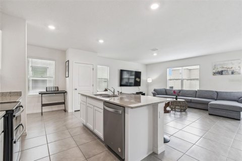 Villa ou maison à vendre à Wesley Chapel, Floride: 4 chambres, 210.05 m2 № 2355621 - photo 11