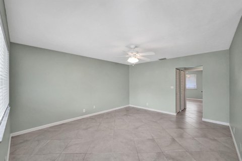 Condo in Fort Lauderdale, Florida, 2 bedrooms  № 2086760 - photo 7