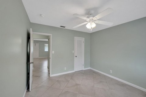 Condo in Fort Lauderdale, Florida, 2 bedrooms  № 2086760 - photo 19