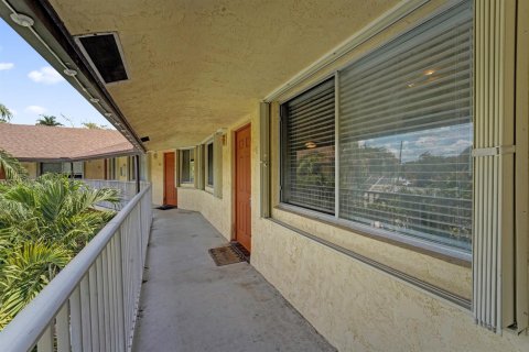 Condo in Fort Lauderdale, Florida, 2 bedrooms  № 2086760 - photo 5