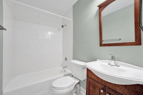 Condo in Fort Lauderdale, Florida, 2 bedrooms  № 2086760 - photo 21