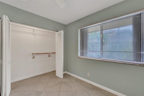 Condo in Fort Lauderdale, Florida, 2 bedrooms  № 2086760 - photo 23