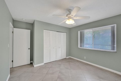 Condo in Fort Lauderdale, Florida, 2 bedrooms  № 2086760 - photo 27