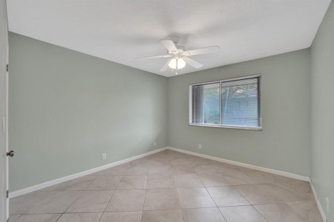 Condo in Fort Lauderdale, Florida, 2 bedrooms  № 2086760 - photo 24