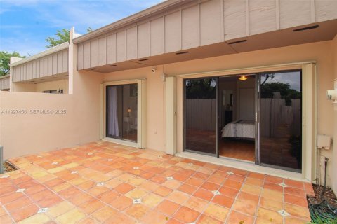 Villa ou maison à louer à Miami, Floride: 2 chambres, 117.24 m2 № 1987406 - photo 16