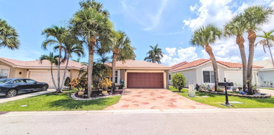 Villa ou maison à Boynton Beach, Floride 3 chambres, 137.87 m2 № 2180566