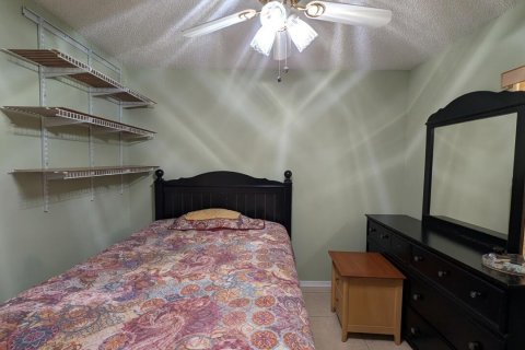 Villa ou maison à vendre à Boynton Beach, Floride: 3 chambres, 137.87 m2 № 2180566 - photo 30