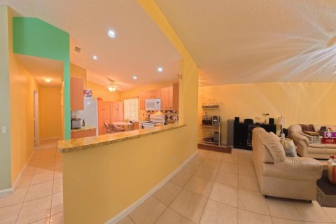 Villa ou maison à vendre à Boynton Beach, Floride: 3 chambres, 137.87 m2 № 2180566 - photo 11