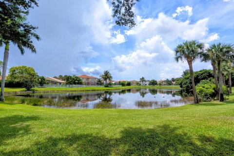 Villa ou maison à vendre à Boynton Beach, Floride: 3 chambres, 137.87 m2 № 2180566 - photo 4